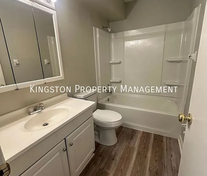 200 Summit Dr #6 — Photo 15
