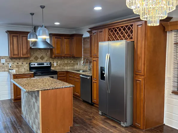 2534 Union Cross Rd, Winston Salem, NC 27107