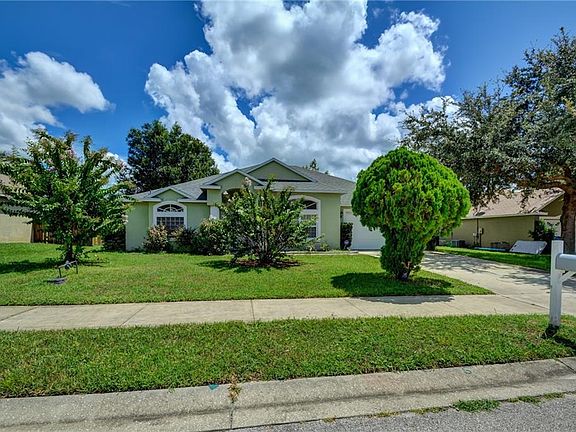 4th image of 109 Long Pine Dr