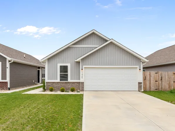 1425 Wigwam Ln, Martinsville, IN 46151