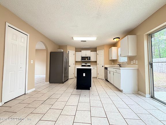 4th image of 7356 OVERLAND PARK Boulevard W