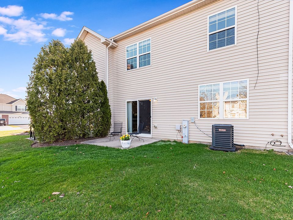 2nd image of 1165 Goldfinch Ave #2933