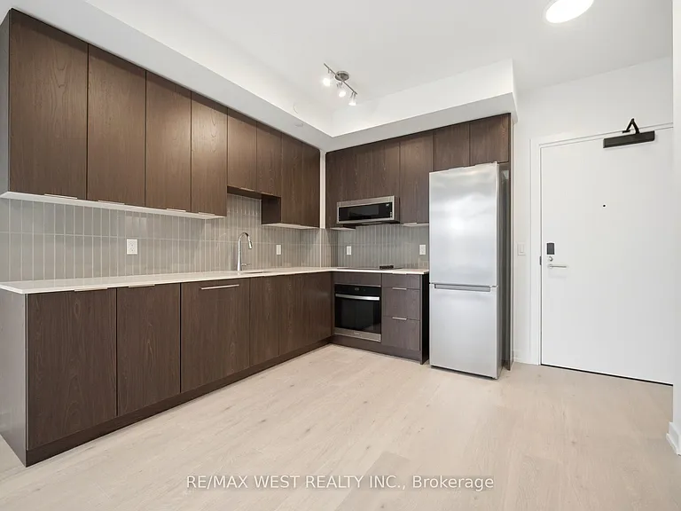 2501 Saw Whet Blvd #253 — Photo 9