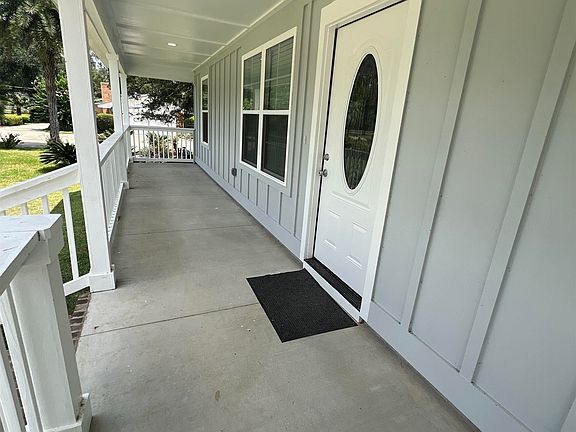 2nd image of 621 Brookridge Dr