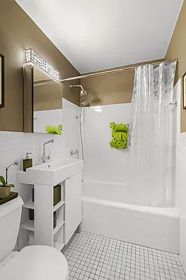 Sold by Corcoran | media 16