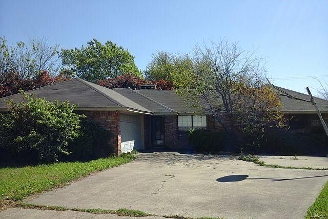 1st image of 1116 Aviary Ct