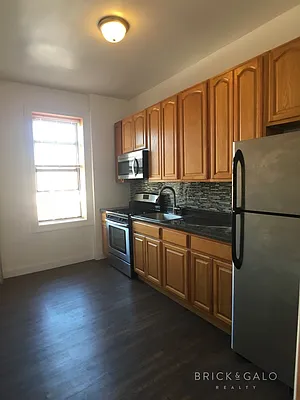 Rented by BRICK & GALO REALTY CORP | media 8