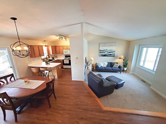 3rd image of 18599 Egret Way