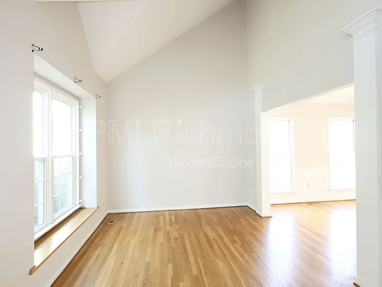 6004 Manor Park Ter — Photo 6