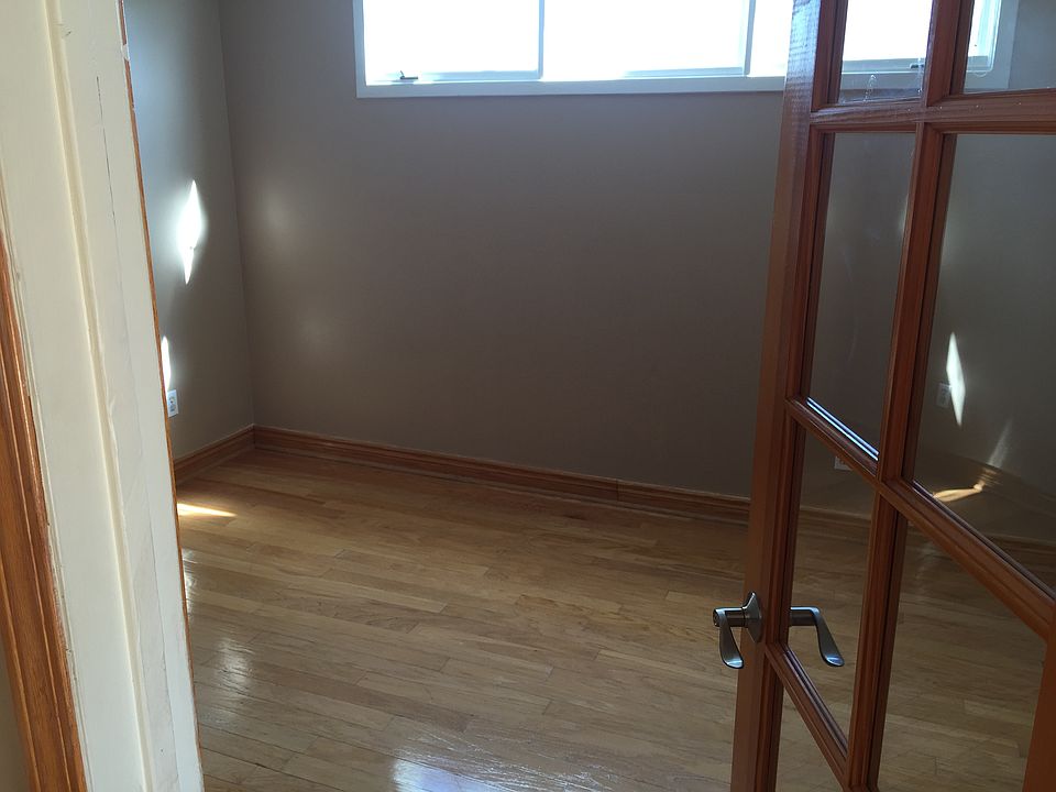 3rd room Den