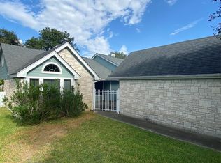410 Fitch St, Kerrville, TX 78028