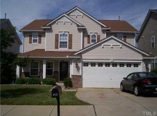 212 Edgecroft Way, Fuquay Varina, NC 27526