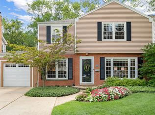 503 E Grove St, Arlington Heights, IL 60005