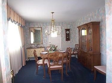 5th image of 88 Montclair Dr