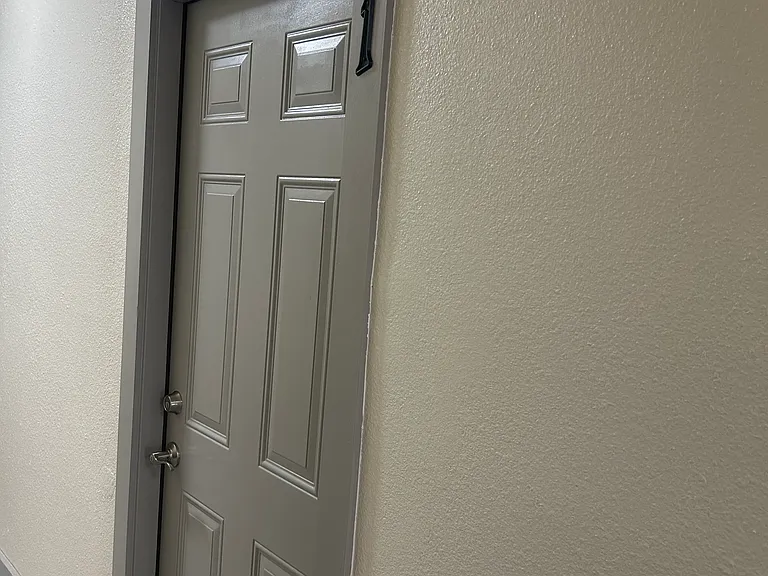 430 E Acacia St #1 — Photo 10