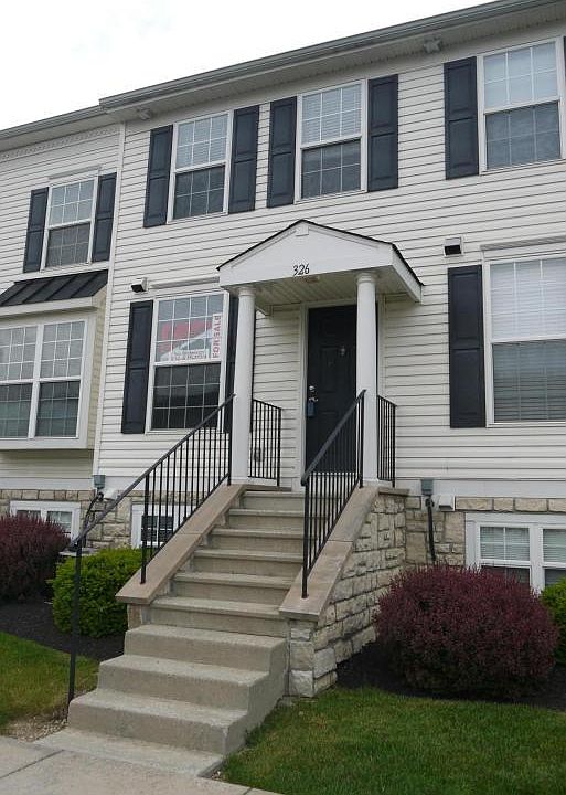 1st image of 326 Slippery Elm Dr