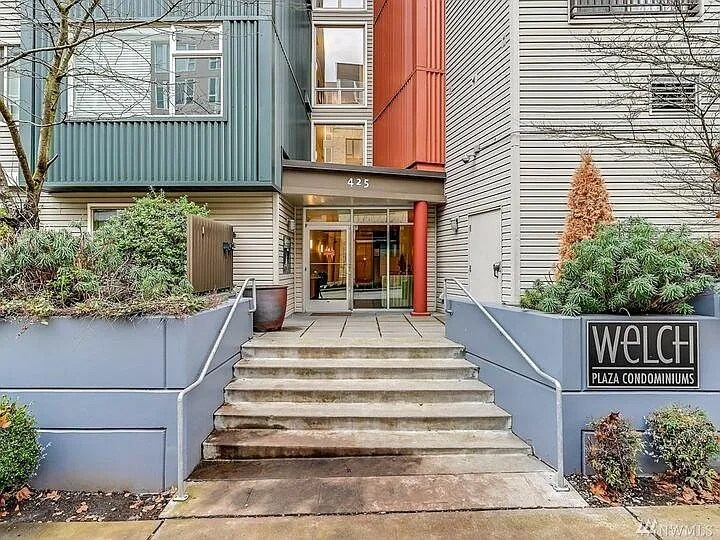 425 23rd Ave S #A212 — Photo 2