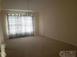 4059 Castlewood Dr, Wixom, MI 48393