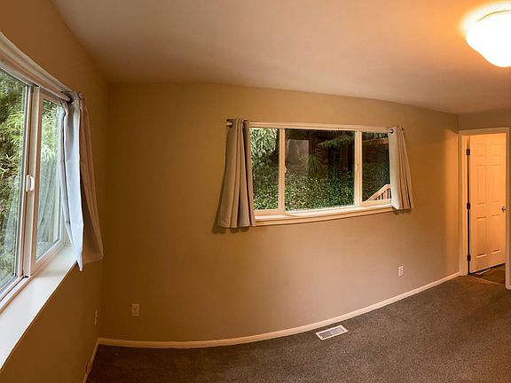 Primary bedroom with en-suite