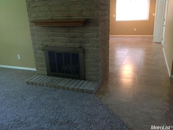 5th image of 9227 Eaglepoint Ln