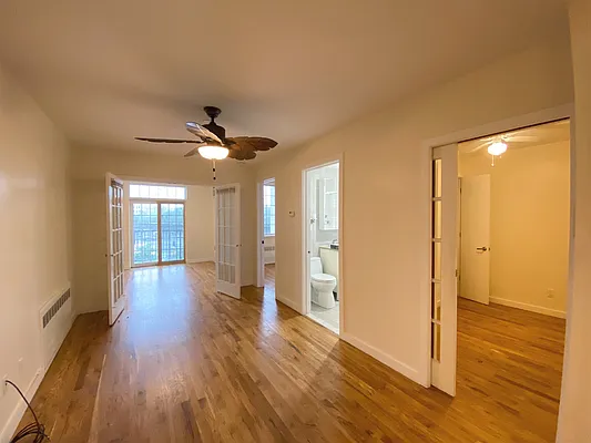 Rented by EXR | media 4