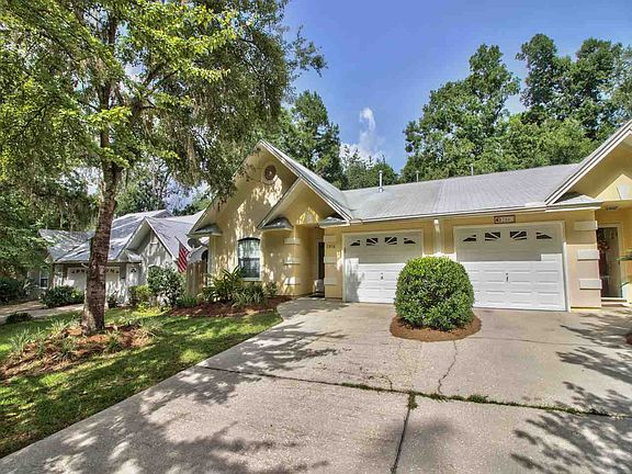 2nd image of 2858 Manila Palm Ct