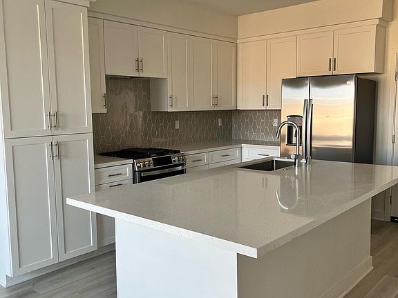 2nd image of 10907 Aderman Ave