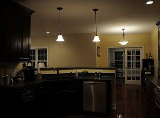 125 Woodland Dr, Wellsburg, WV 26070