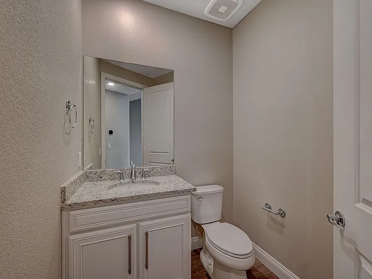 9129 Las Manaitas Ave #302 — Photo 9