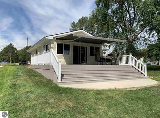 2616 Shady Shores Rd, Lupton, MI 48635