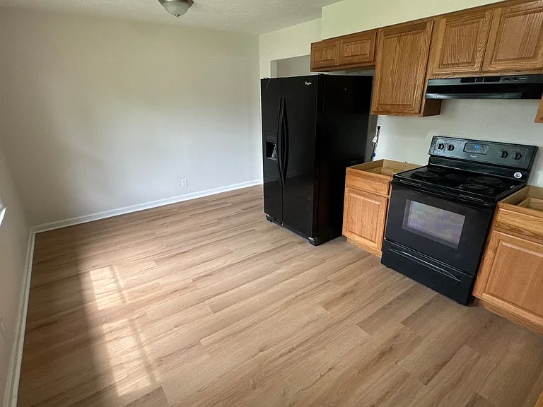 1814 Oakwood Dr — Photo 14