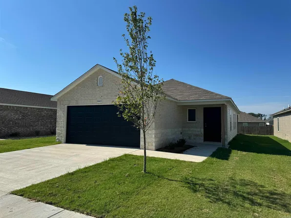 10401 Debbie Dr, North Little Rock, AR 72113