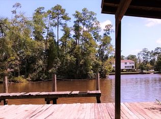 10345 Riverroad Dr, Gulfport, MS 39503