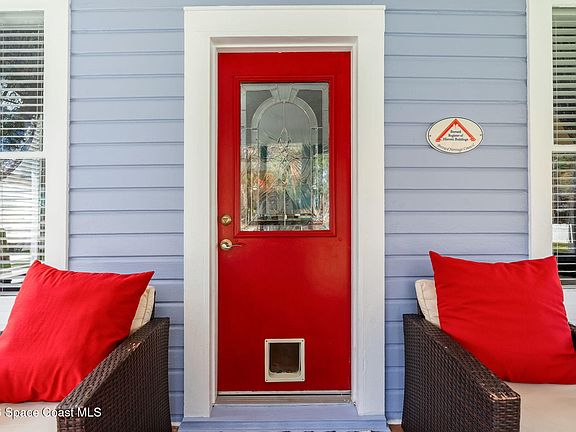 4th image of 1280 Highland Ave