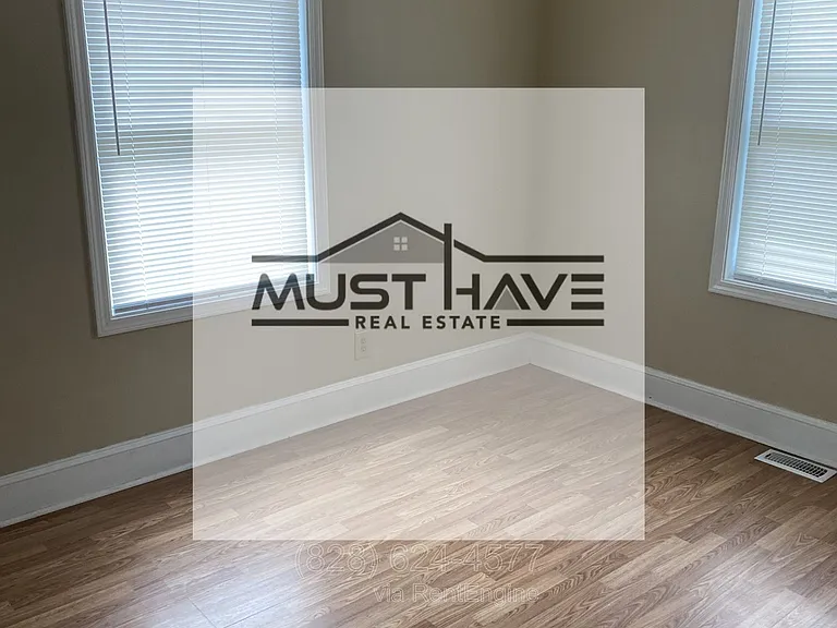 202 Newland Pl NW — Photo 7