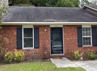 218 Deer Creek Dr, Jacksonville, NC 28546