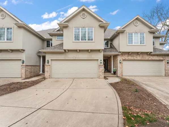 1066 Mission Hills Ct, Chesterton, IN 46304