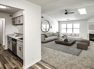 Parkwood Terrace, Omaha, NE 68114