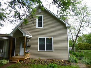 920 Ash St, Burlington, IA 52601
