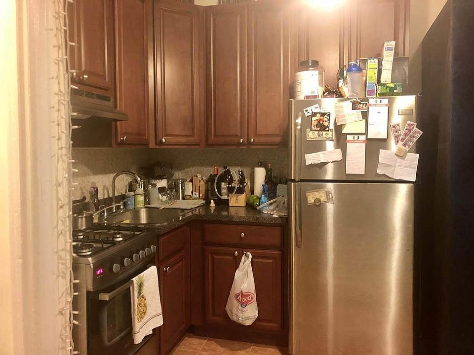 2nd image of 7022 Ridge Blvd APT F3