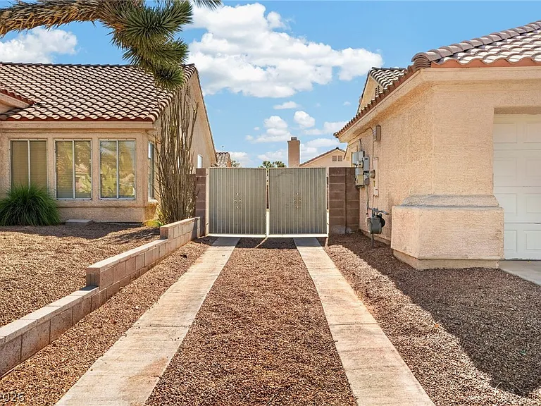 4552 Gonzales Dr — Photo 4