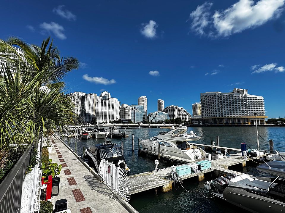 1st image of 825 Brickell Bay Dr APT 1951