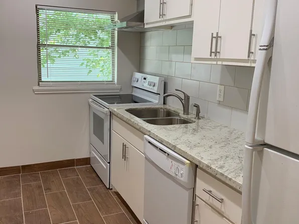 2001 Hazard St APT 4, Houston, TX 77019