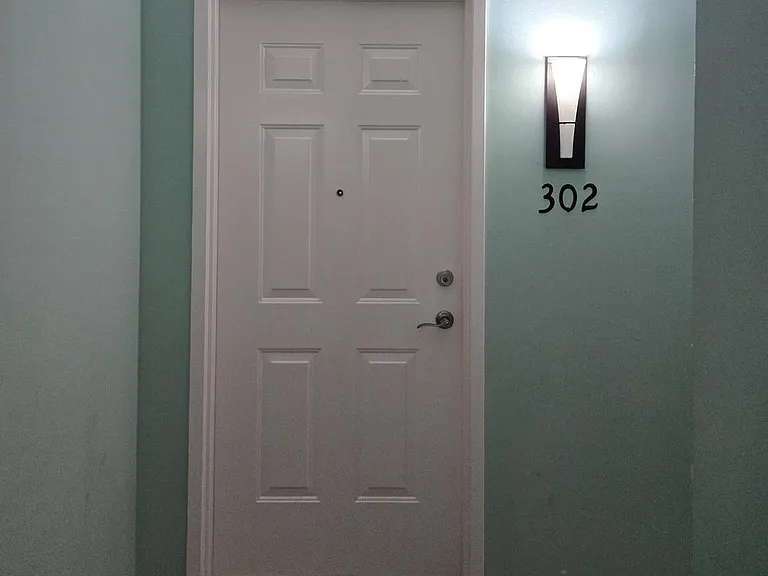 4368 Cresson St #302 — Photo 5