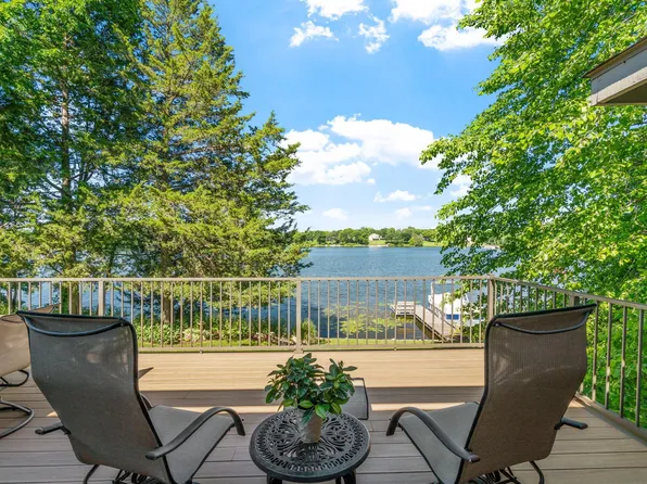 7990 Island Rd, Eden Prairie, MN 55347