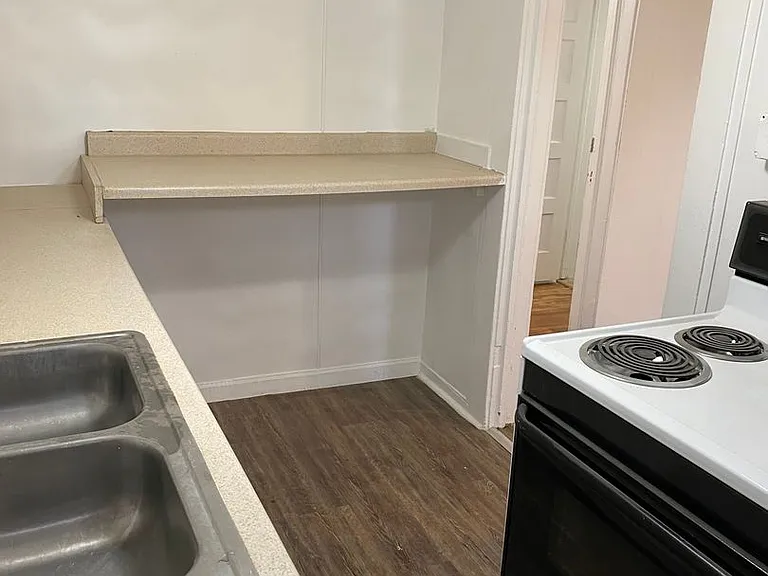 420 S 6th Ave — Photo 38