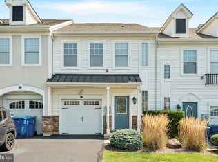 41 Old Cedarbrook Rd, Wyncote, PA 19095