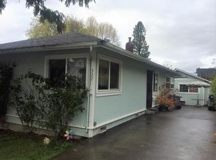 527 Pine Ln, Garberville, CA 95542