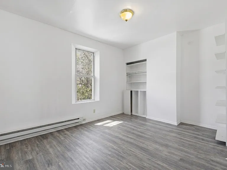 525 Morse St — Photo 19