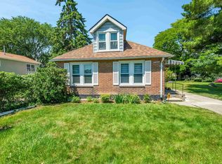 27503 Kaufman St, Roseville, MI